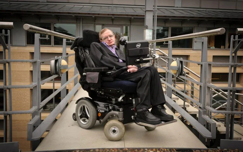 famous wheelchair users - stephen hawking